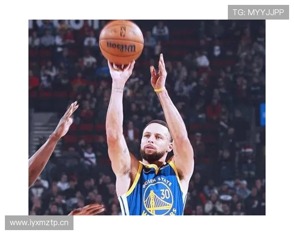 库里利用挡拆拉开空间提升三分效率 打破对位防守束缚