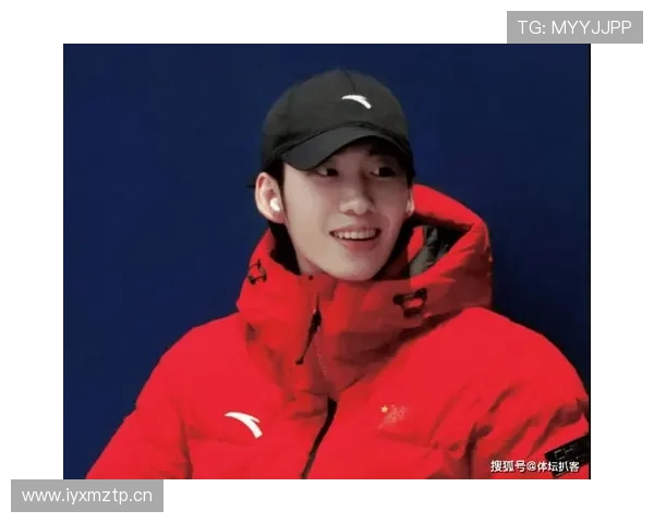 林孝埈训练完直接去奢侈品店刷了张黑卡？